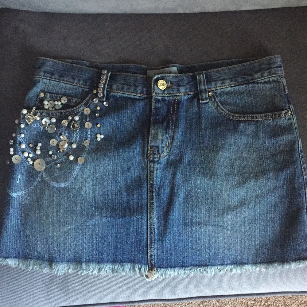 Boutique jean skirt with crystals and pearls sz L